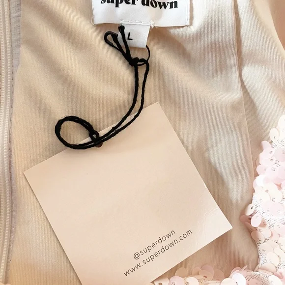 SUPERDOWN Aubree Sequin Valentine Mini Skirt NWT Size L - Picture 8 of 10